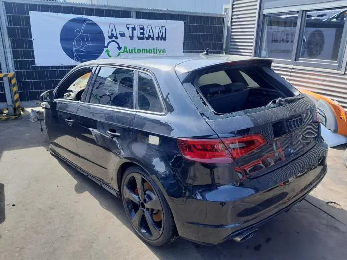 Motor de limpiaparabrisas detrás Audi RS3