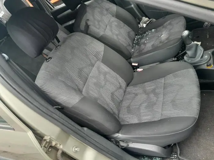 Asiento derecha Dacia Logan