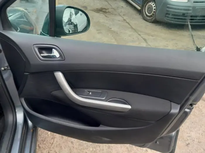 Tapizado de puerta de 4 puertas derecha delante Peugeot 308