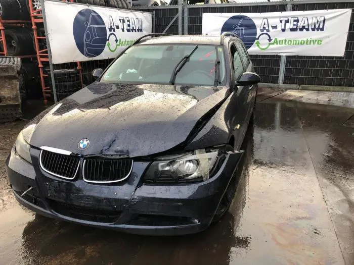 Mangueta derecha detrás BMW 3-Serie