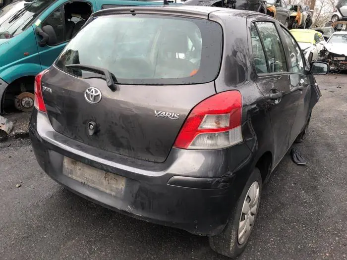 Amortiguador derecha detrás Toyota Yaris