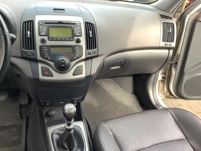 Reproductor de CD y radio Hyundai I30