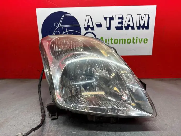 Faro derecha Suzuki Swift