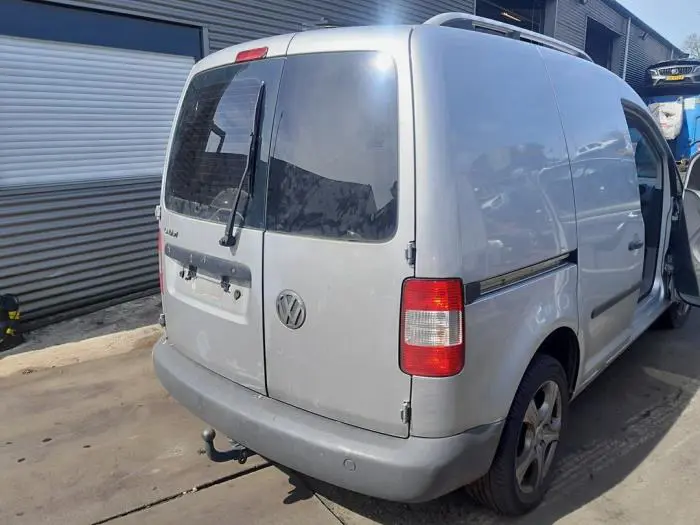 Luz trasera derecha Volkswagen Caddy