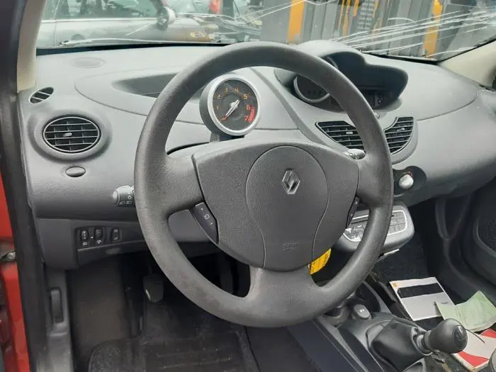 Cuentarrevoluciones Renault Twingo