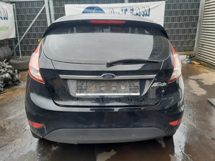 Portón trasero Ford Fiesta