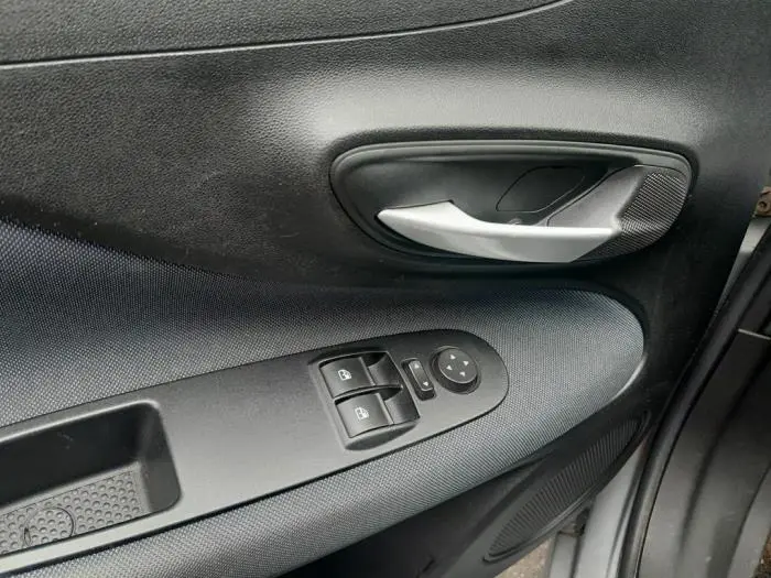 Interruptor de retrovisor Fiat Punto