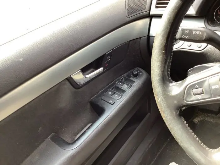Interruptor de ventanilla eléctrica Audi A4