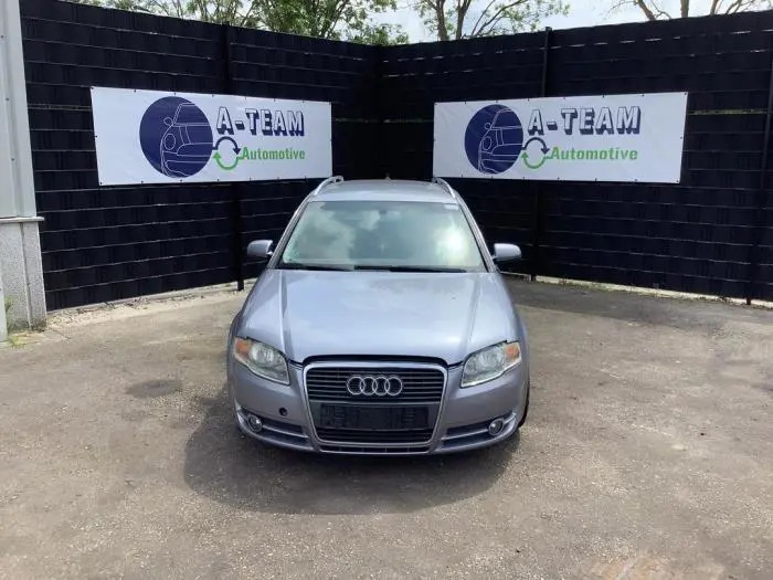 Subchasis Audi A4