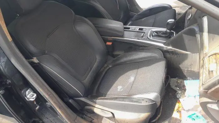 Asiento derecha Renault Megane