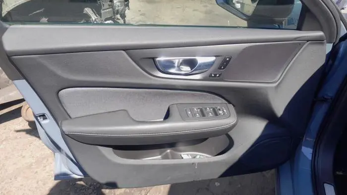 Tapizado de puerta de 4 puertas izquierda delante Volvo V60