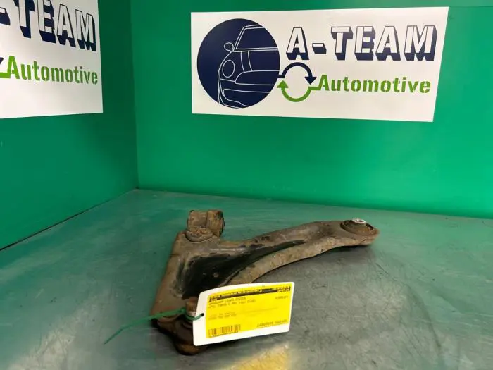 Brazo portante izquierda detrás Opel Corsa