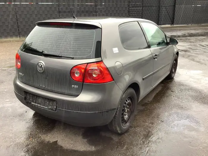 Parachoques trasero Volkswagen Golf