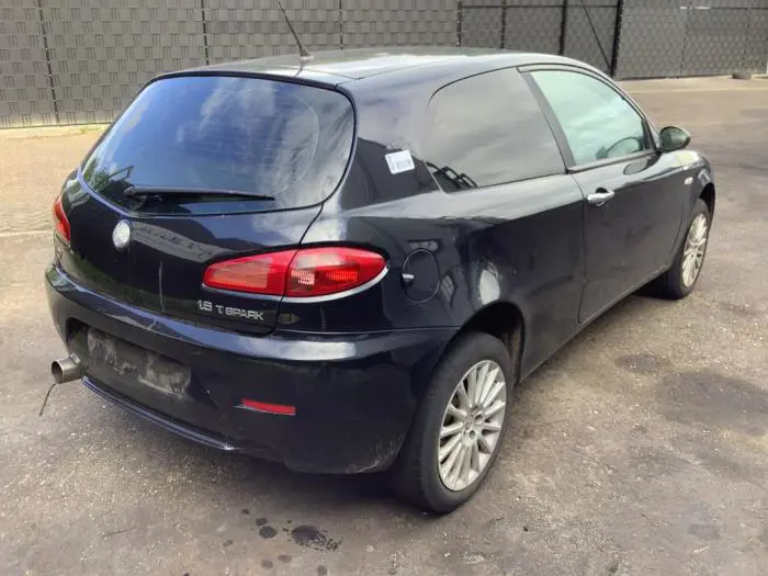 Parachoques trasero Alfa Romeo 147