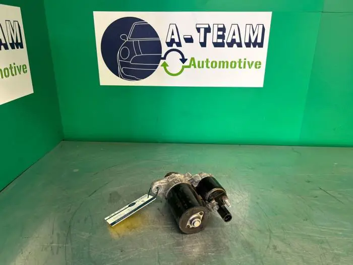 Motor de arranque Volkswagen Golf 04-