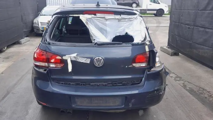 Luz trasera izquierda Volkswagen Golf