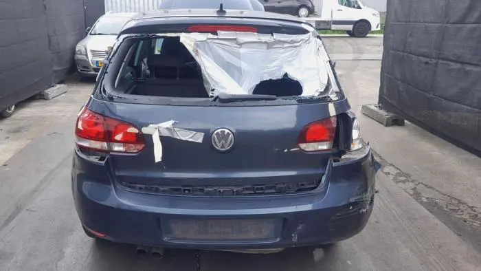 Luz trasera derecha Volkswagen Golf