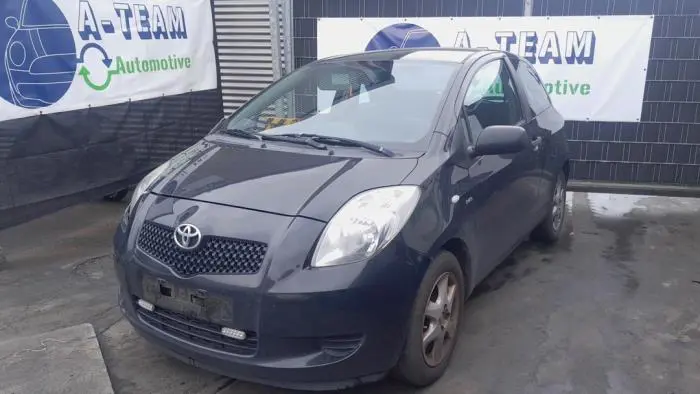 Capó Toyota Yaris