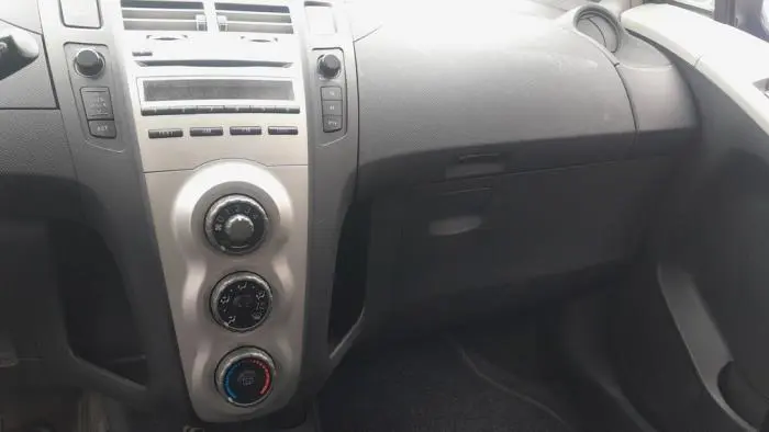 Reproductor de CD y radio Toyota Yaris