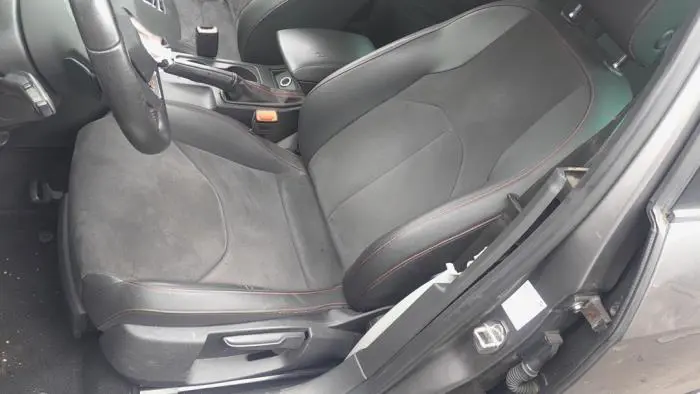 Cinturón de seguridad izquierda delante Seat Leon