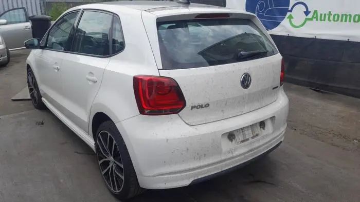 Luz trasera izquierda Volkswagen Polo