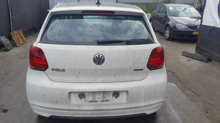 Portón trasero Volkswagen Polo