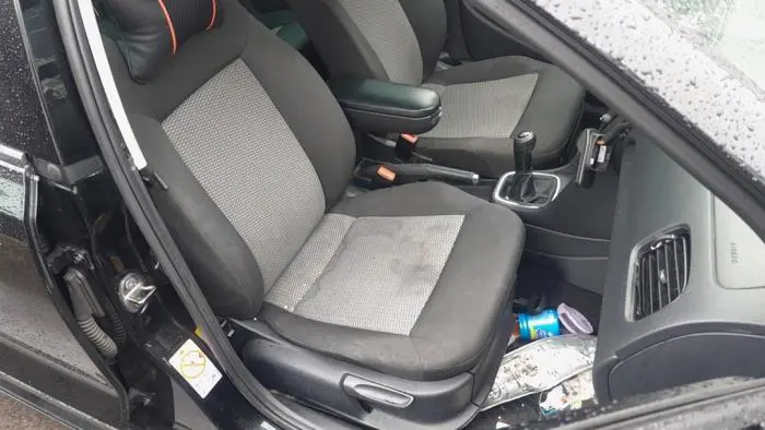 Asiento derecha Volkswagen Polo