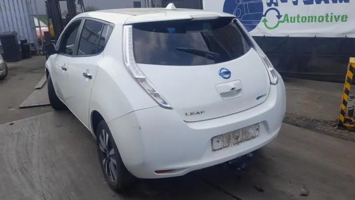 Mecanismo de cierre del portón trasero Nissan Leaf