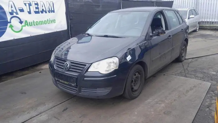 Capó Volkswagen Polo