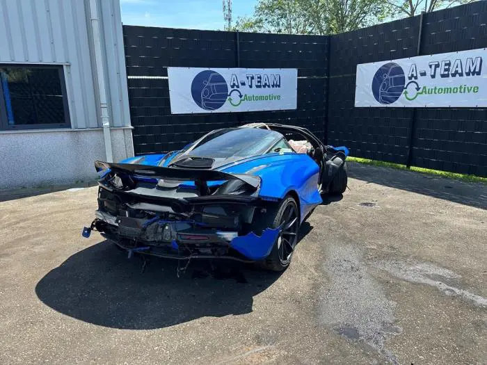 Motor McLaren 720S