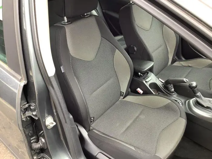 Asiento derecha Peugeot 308