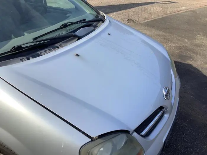 Capó Nissan Almera Tino