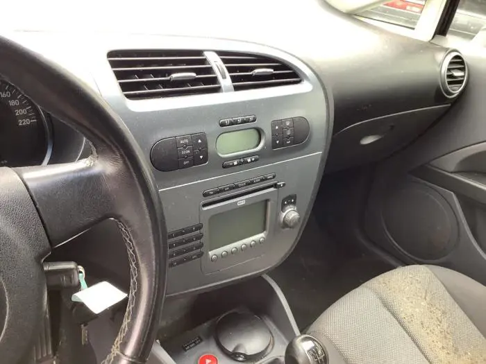 Reproductor de CD y radio Seat Leon