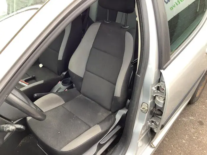 Asiento izquierda Peugeot 207