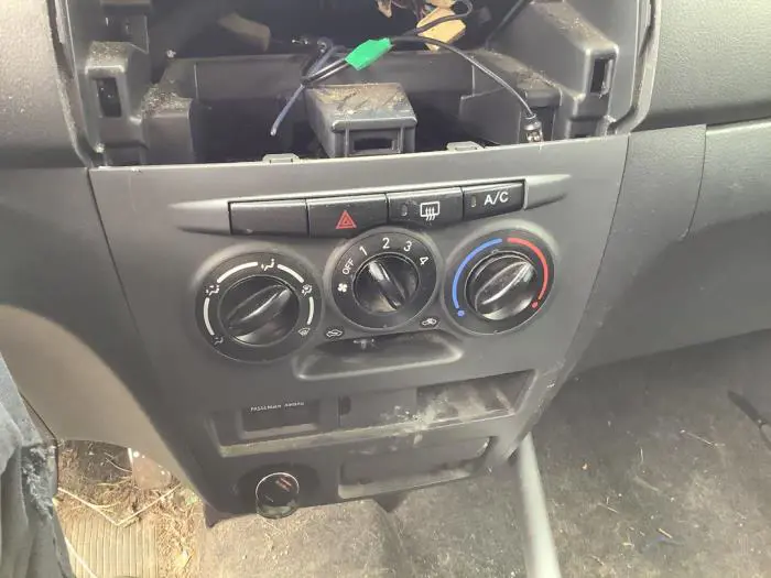 Panel de control de calefacción Daihatsu Materia