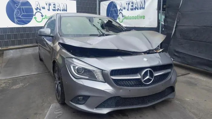 Faro derecha Mercedes CLA