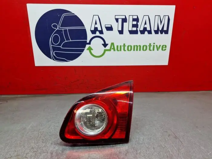 Luz trasera derecha Nissan Qashqai+2