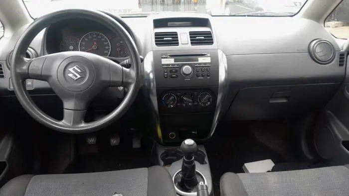 Panel de control de calefacción Suzuki SX-4