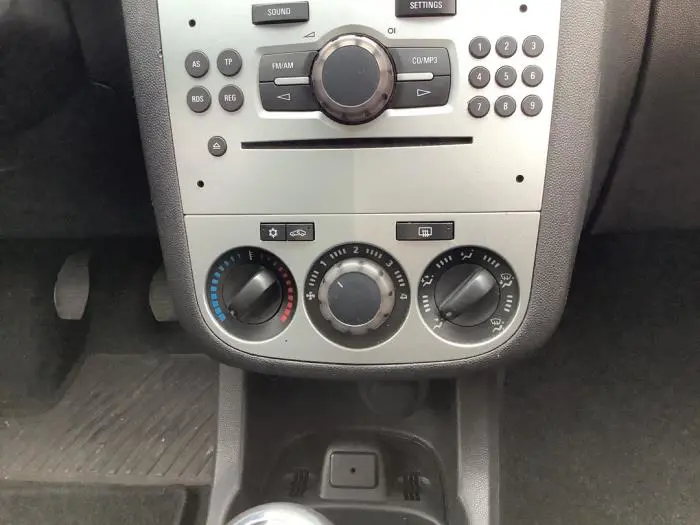 Panel de control de calefacción Opel Corsa