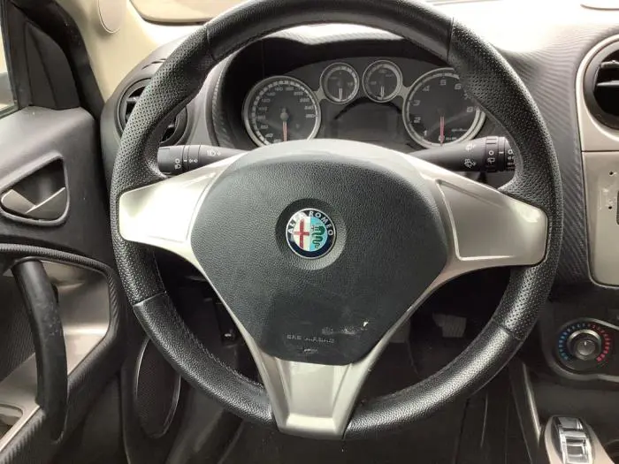 Volante Alfa Romeo Mito