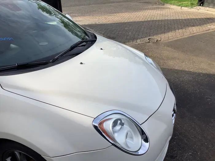 Capó Alfa Romeo Mito