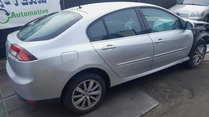 Tapa de depósito Renault Laguna