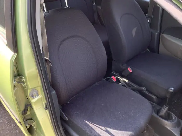 Asiento derecha Daihatsu Sirion