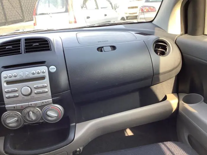 Dashboardkastje Daihatsu Sirion