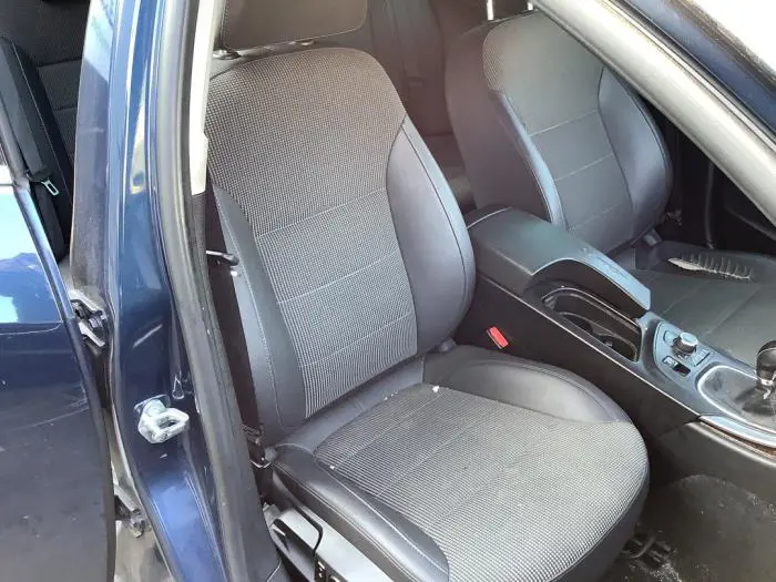 Asiento derecha Opel Insignia