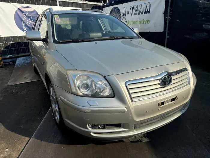 Bomba de gasolina Toyota Avensis