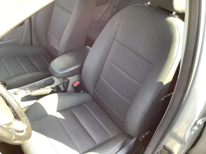 Asiento izquierda Ford Focus