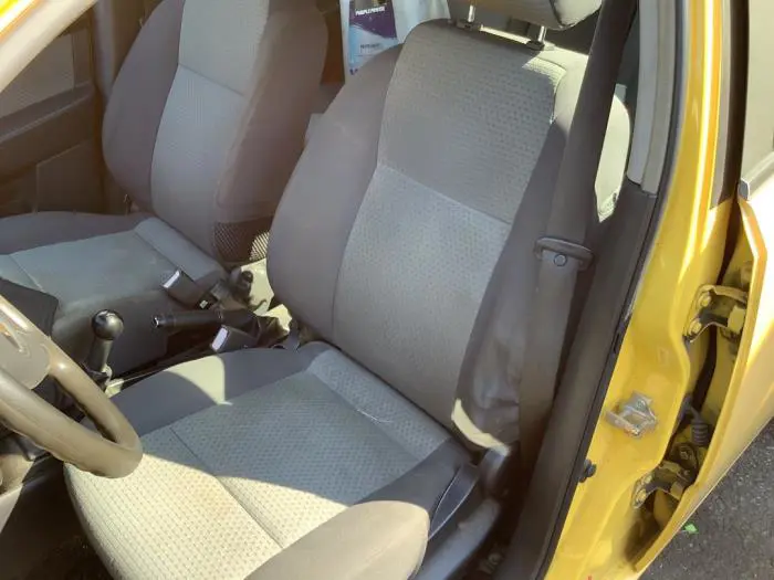 Asiento derecha Chevrolet Aveo