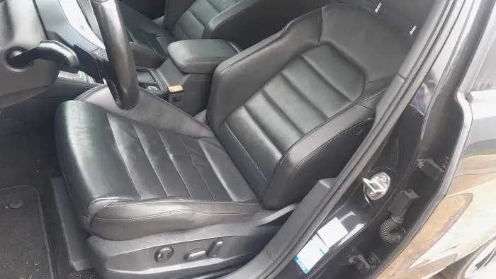 Asiento izquierda Volkswagen Golf