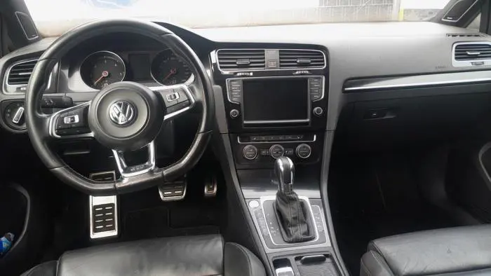 Sistema de navegación Volkswagen Golf